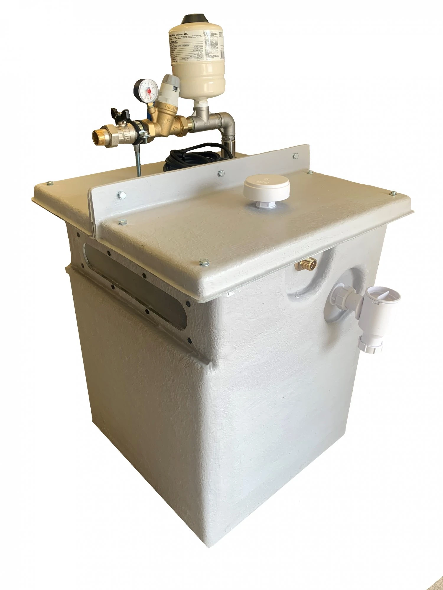 187 Litre Single Pump CAT5 Booster Set 4 187 Litre Single Pump CAT5 Booster Set - Image 2